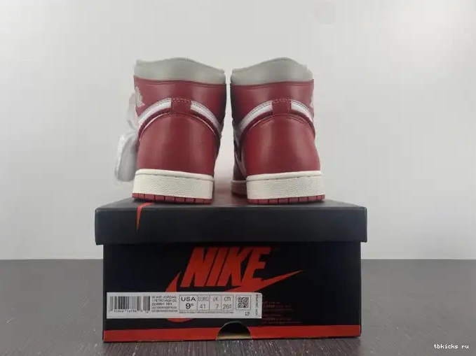 Reps TB Newstalgia DJ4891-061 OG (W) Jordan 1 High Chenille 0425